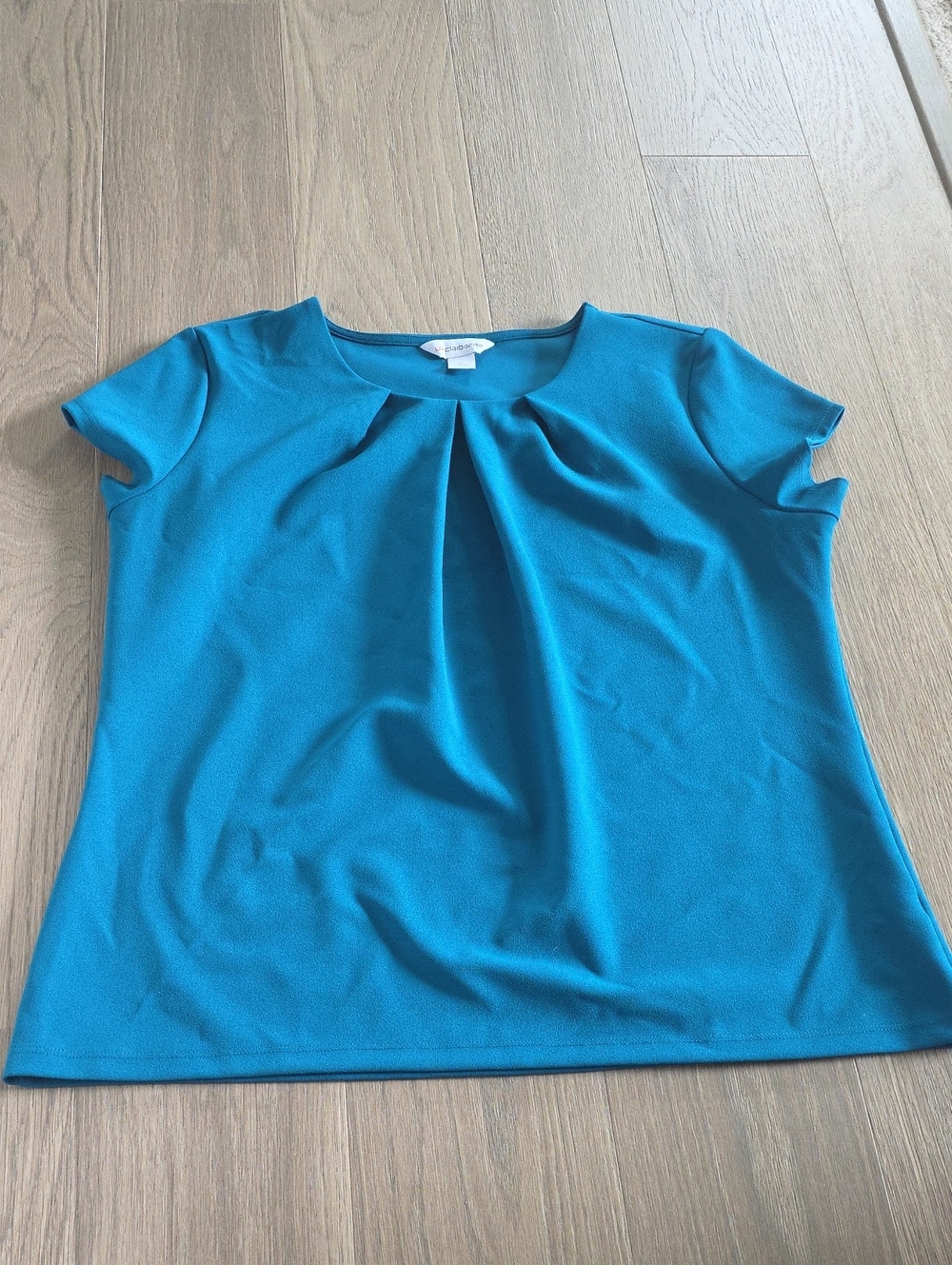 Teal Short-Sleeve Pleated Women's Top